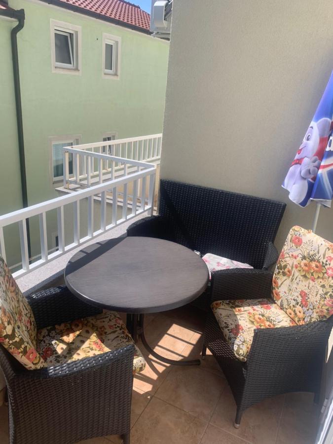 מאקרסקה Apartman S & S מראה חיצוני תמונה