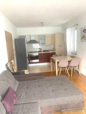 מאקרסקה Apartman S & S מראה חיצוני תמונה