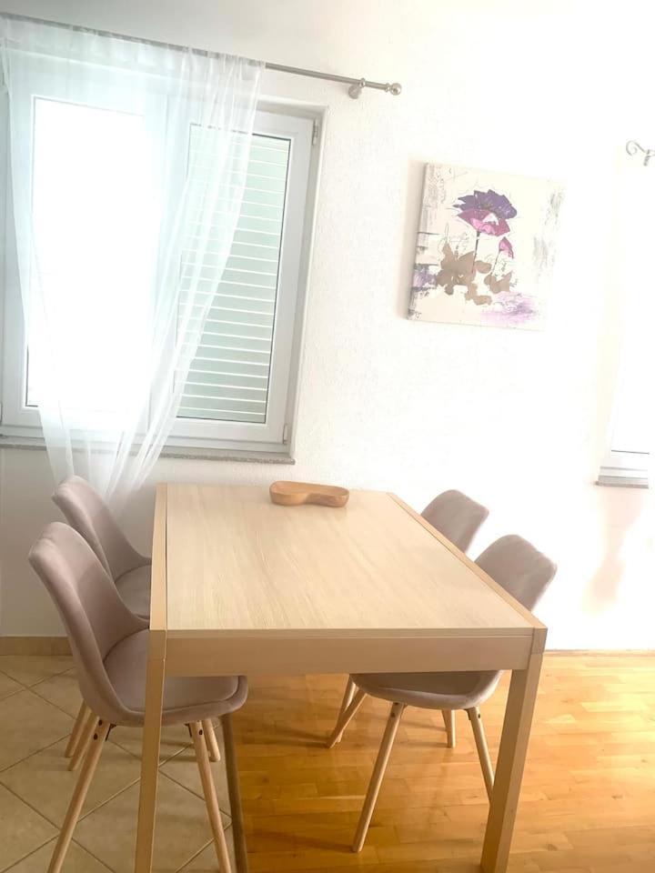 מאקרסקה Apartman S & S מראה חיצוני תמונה